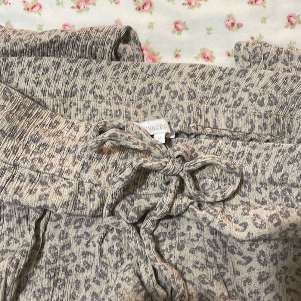 **Leopard Print Jogger Pants - Size M **